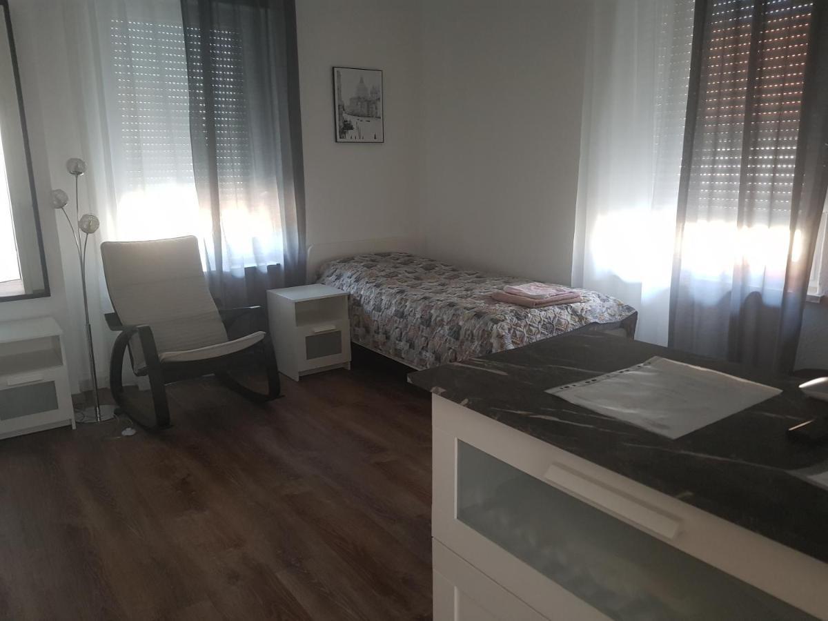 Gaestewohnung Mit Kueche Magdeburg An Der Elbe Eksteriør bilde